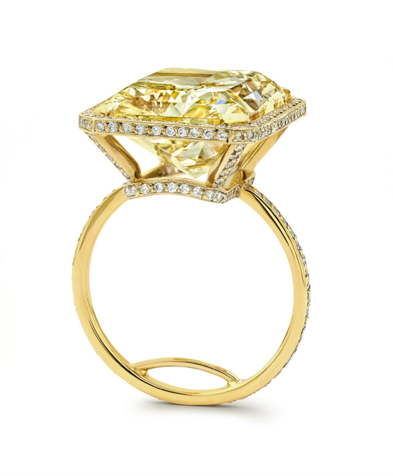 <sup>de</sup>Boulle High Jewelry Collection Fancy Yellow Diamond Ring